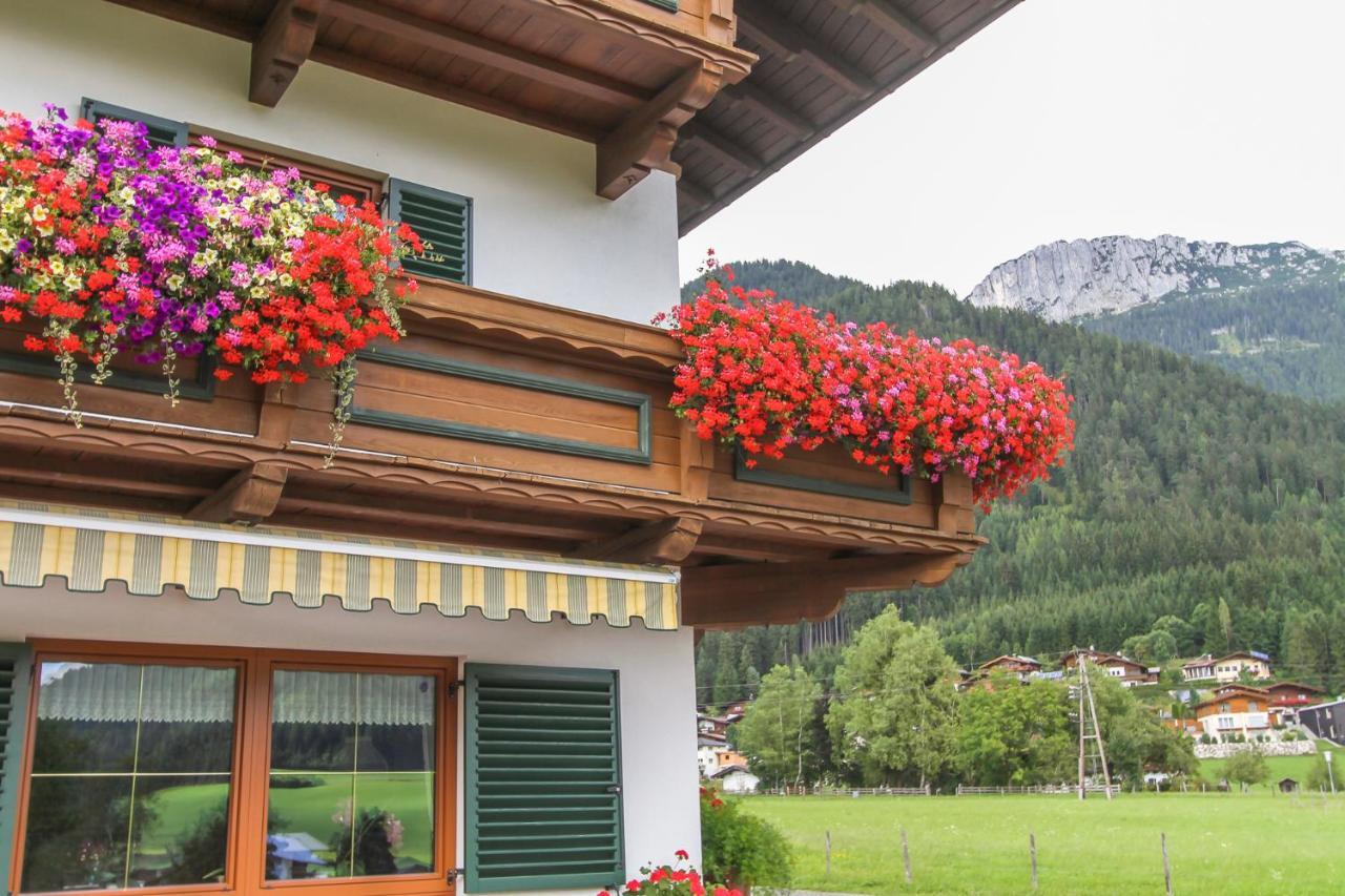 ヴァイトリンク Schneiderbauer Bed & Breakfast エクステリア 写真