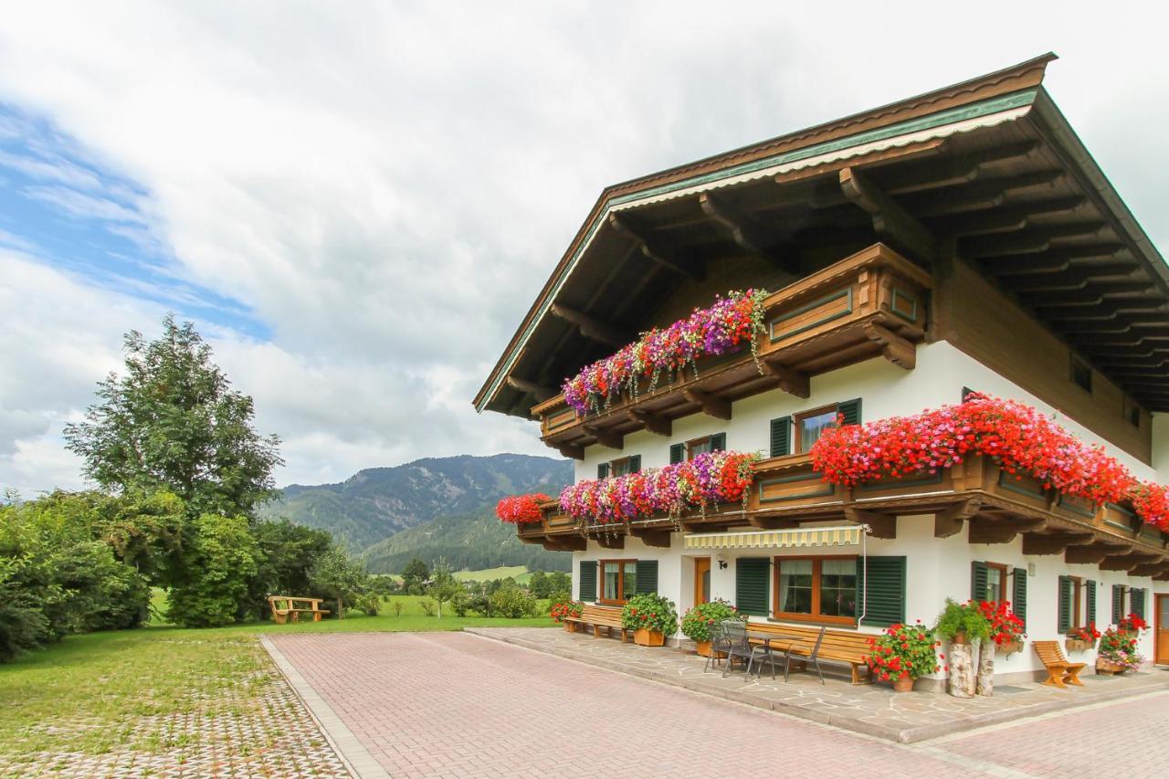 ヴァイトリンク Schneiderbauer Bed & Breakfast エクステリア 写真